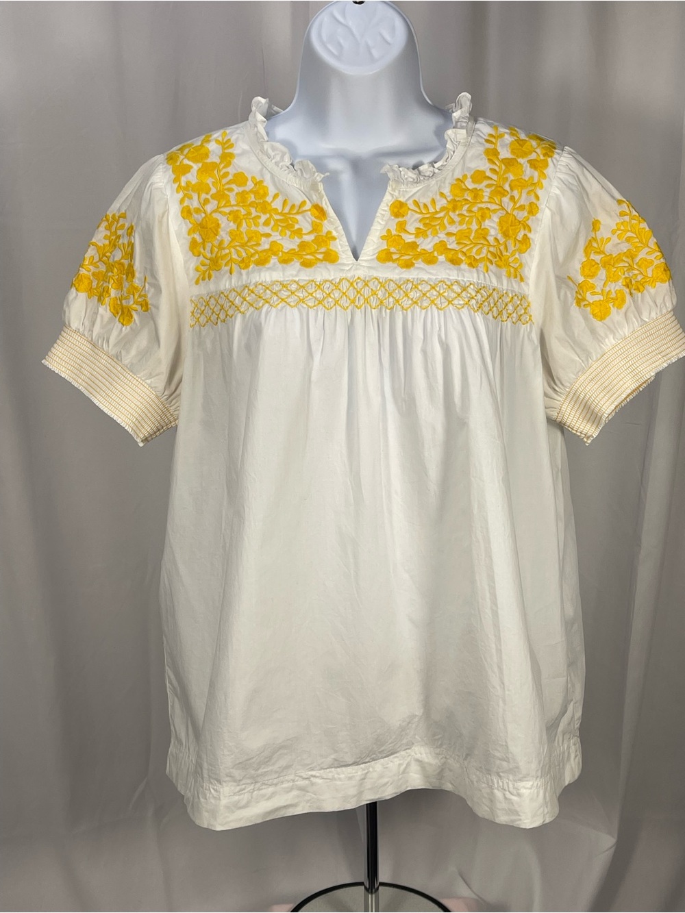J. Crew Yellow Floral Embroidered Cotton  White Poplin puff-sleeve top. Sz M